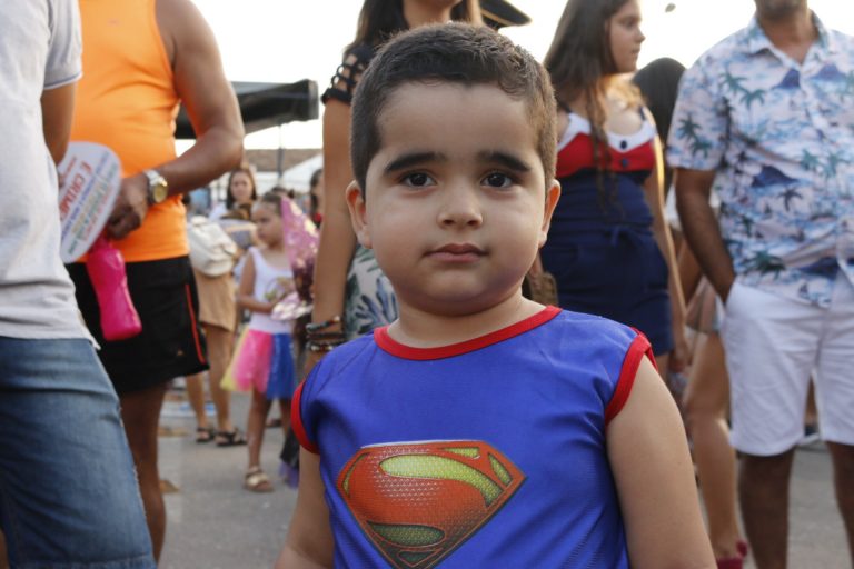 Polo infantil diverte criançada no Desfile das Virgens. | Foto: Lulu/Surubim News