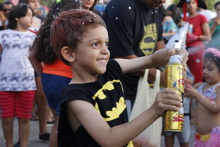 Polo infantil diverte criançada no Desfile das Virgens. | Foto: Lulu/Surubim News