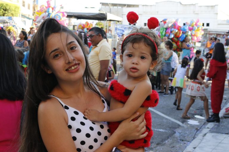 Polo infantil diverte criançada no Desfile das Virgens. | Foto: Lulu/Surubim News