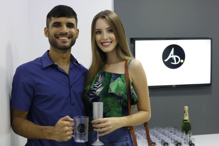 O casal: Yago Cabral e Bruna Geriz. | Foto: Lulu/Surubim News
