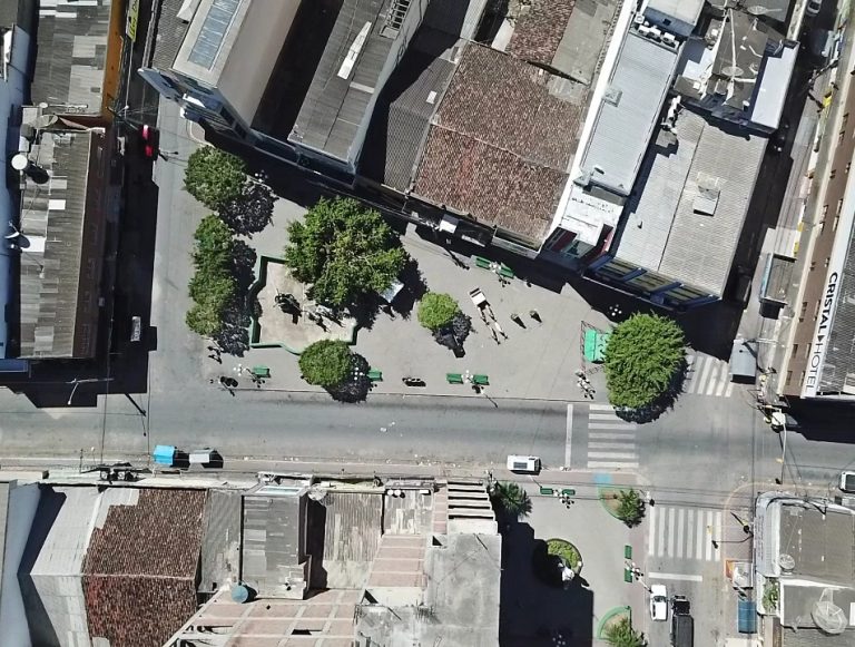 Praça Dídimo Carneiro. | Foto: Lulu/Surubim News