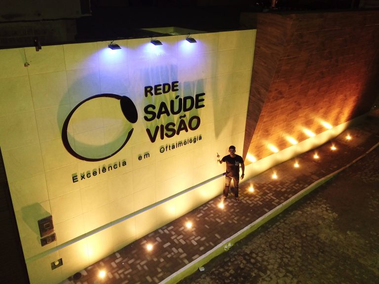 Obra executada pela Mega Rocha: Rede Saúde Visão. | Foto: Lulu/Surubim News