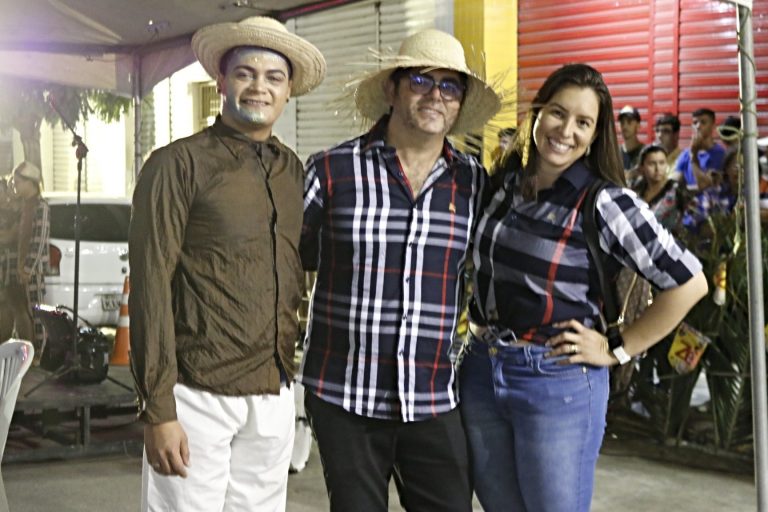 Primeira edição do Arrasta Zé, promovido por José Assis e Meirilane França. | Foto: Lulu/Surubim News