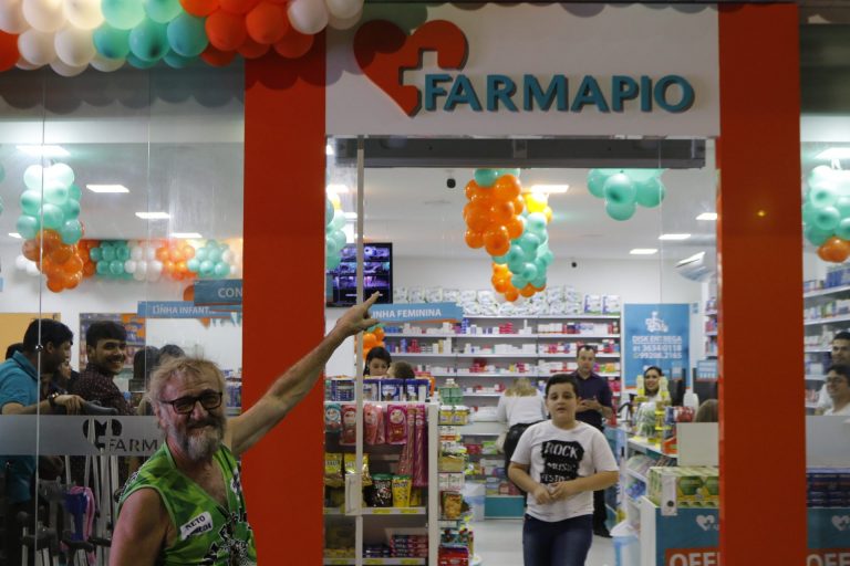 Solenidade de inauguração da nova Farmapio. | Foto: Lulu/Surubim News