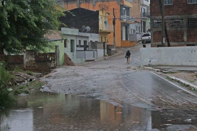 Surubim durante chuvas de julho. | Foto: Lulu/Surubim News
