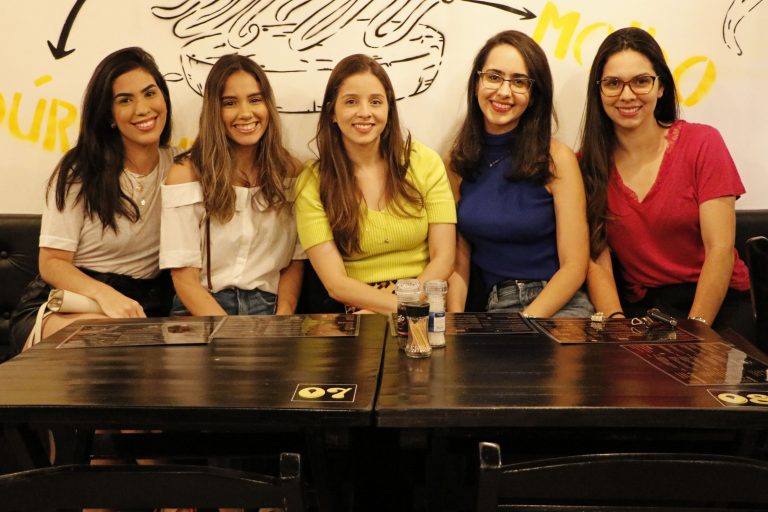 Fire Burger: localizada na Avenida São Sebastião. | Foto: Lulu/Surubim News