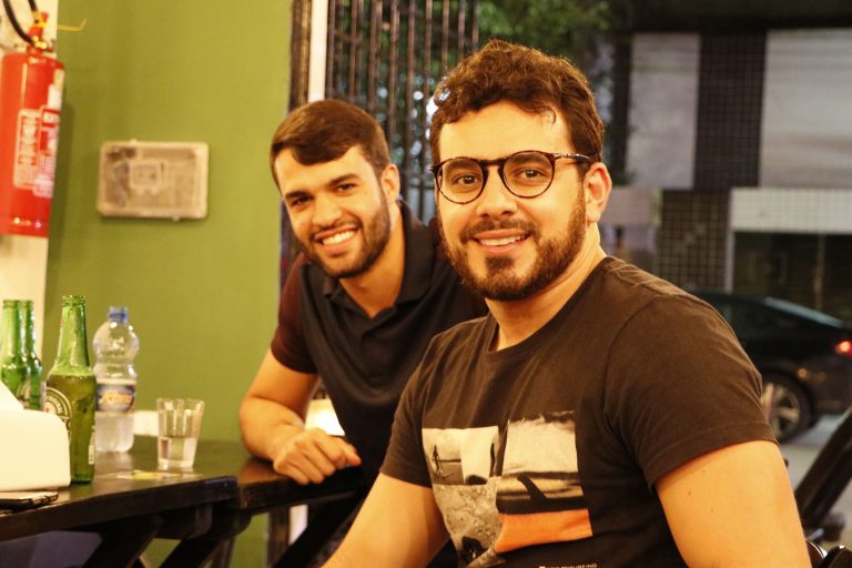 Fire Burger: localizada na Avenida São Sebastião. | Foto: Lulu/Surubim News