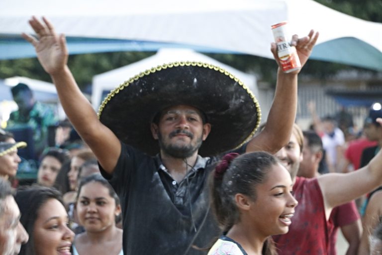 Carnaval do Jucá Ferrado, povoado de Surubim. | Foto: Lulu/Surubim News