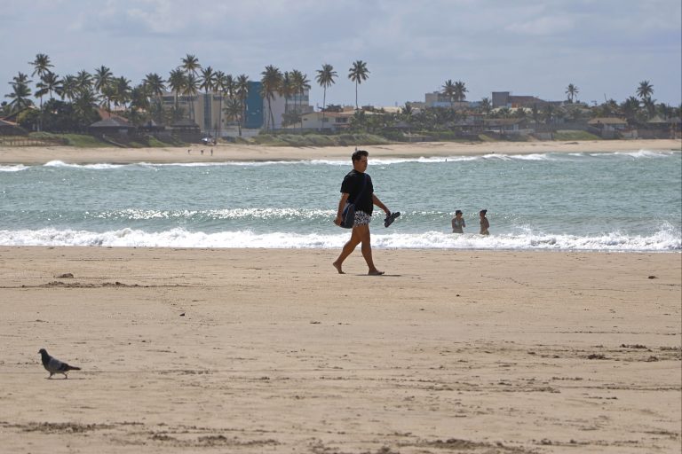Porto de Galinhas na última sexta-feira, 24 de julho. | Foto: Lulu/Surubim News